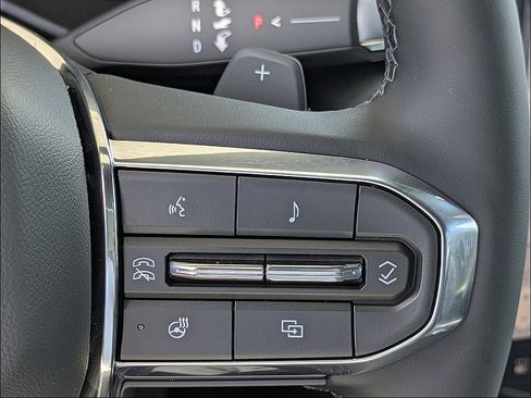 New 2026 GMC Acadia Elevation FWD image 27