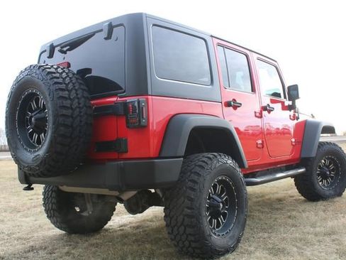 Used 2015 Jeep Wrangler Unlimited Sport w/ Connectivity Group image 5