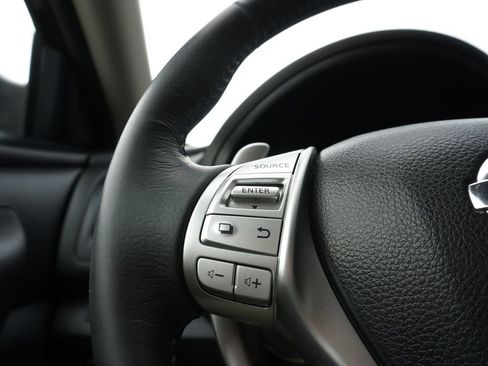 Used 2016 Nissan Altima 2.5 SR image 19