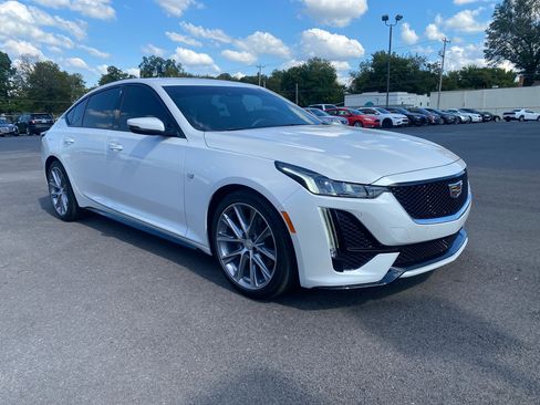 Used 2022 Cadillac CT5 Sport image 3