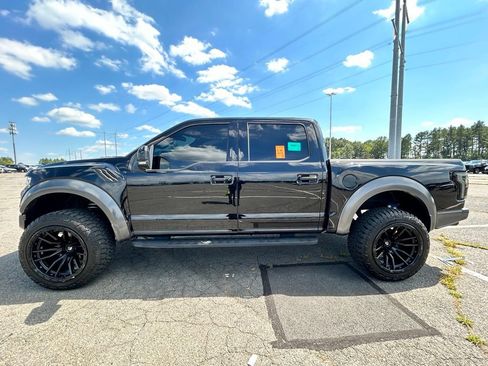 Used 2017 Ford F150 Raptor w/ Equipment Group 802A Luxury AWD/4WD image 5