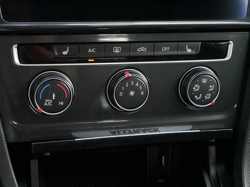 Used 2019 Volkswagen Golf Alltrack SE image 23