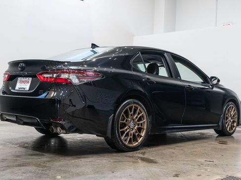 Used 2023 Toyota Camry SE AWD/4WD image 9