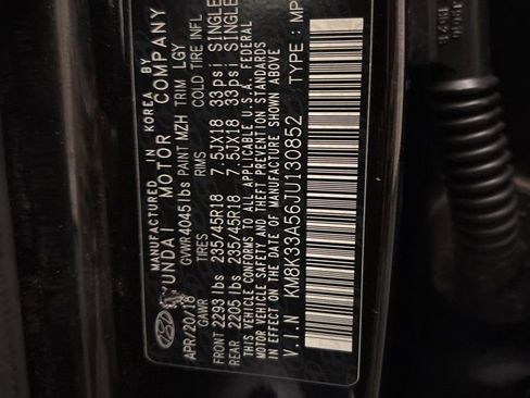 Used 2018 Hyundai Kona Limited image 13