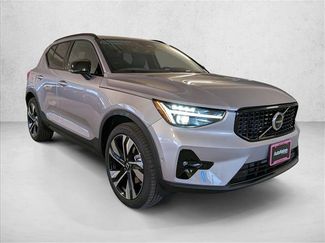 Certified 2026 Volvo XC40 B5 Ultra w/ Climate Package AWD/4WD video 3