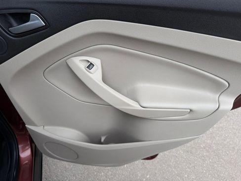 Used 2018 Ford Escape Titanium image 19