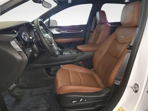New 2026 Cadillac XT5 Premium Luxury w/ Driver Assist Package AWD/4WD image 13