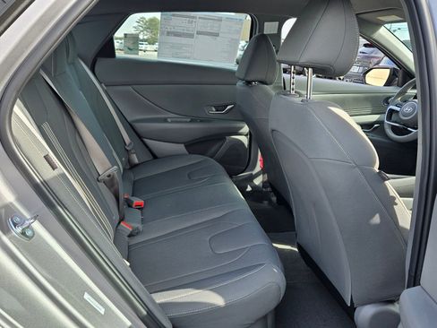New 2026 Hyundai Elantra Sport FWD image 14