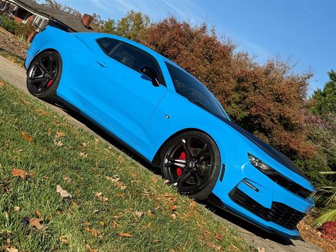 Used 2022 Chevrolet Camaro SS image 37