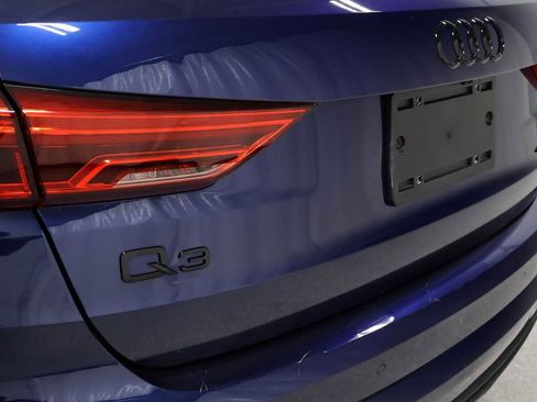 Used 2023 Audi Q3 2.0T Premium Plus w/ Premium Plus Package AWD/4WD image 8