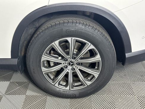 Certified 2024 Mercedes-Benz GLC 300 image 22