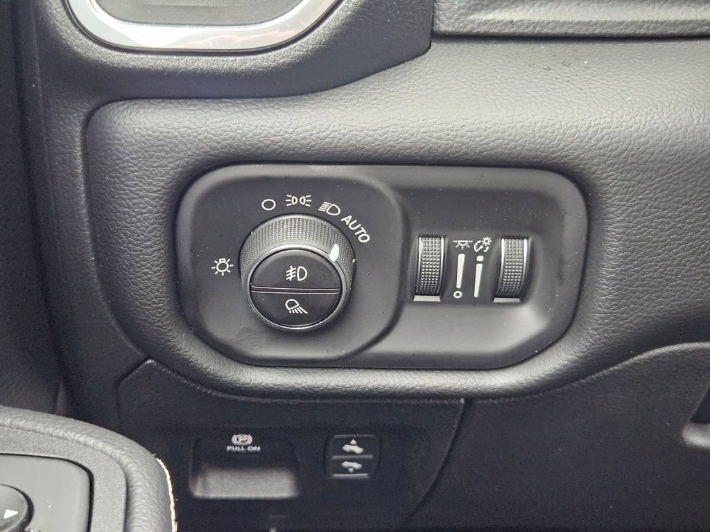 New 2026 RAM 1500 Laramie w/ Night Edition AWD/4WD image 22