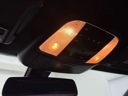 Used 2022 Dodge Charger SRT Hellcat w/ Harman/Kardon Audio Group image 34