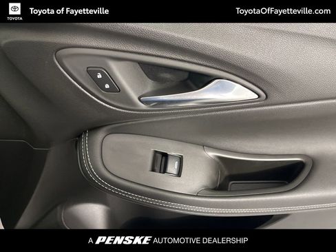 Used 2024 Buick Encore GX Avenir w/ Avenir Technology Package image 11