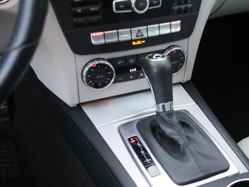 Used 2013 Mercedes-Benz C 300 Sport image 36