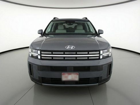 Used 2025 Hyundai Santa Fe SEL image 2