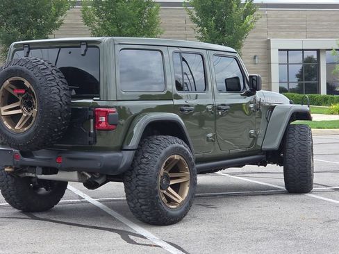 Used 2022 Jeep Wrangler Unlimited Rubicon w/ Trailer Tow Package AWD/4WD image 8