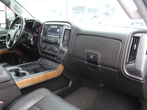 Used 2017 Chevrolet Silverado 3500 LTZ w/ Duramax Plus Package image 23