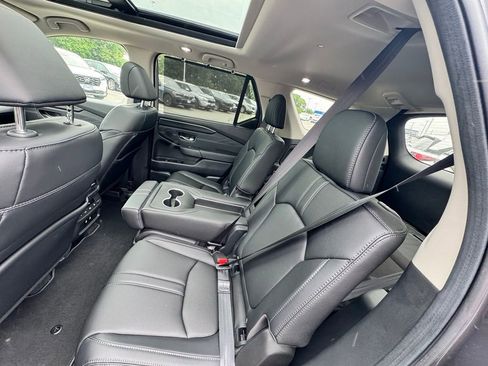 New 2026 Honda Pilot Touring image 22