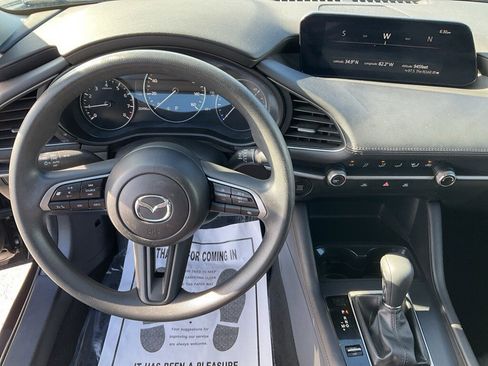 Used 2024 MAZDA MAZDA3 s image 5