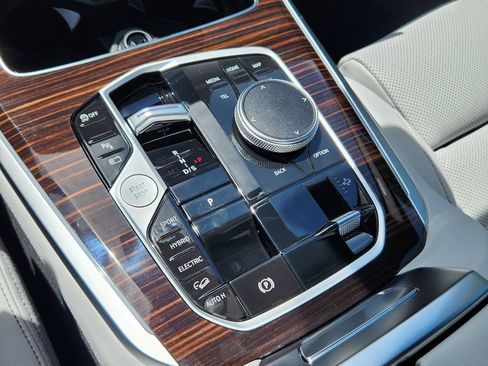 New 2026 BMW X5 xDrive50e AWD/4WD image 18