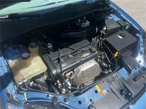 Used 2000 Ford Focus SE FWD image 31