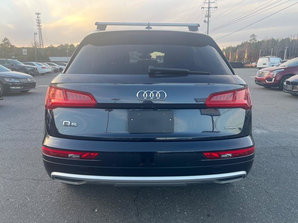 Used 2020 Audi Q5 2.0T Premium AWD/4WD image 5