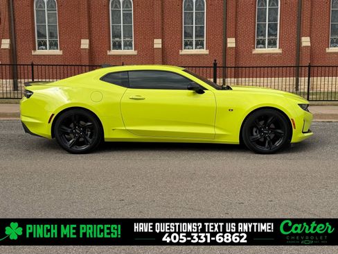 Used 2020 Chevrolet Camaro LT image 11