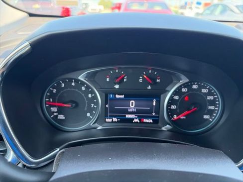 Used 2024 Chevrolet Equinox LT FWD image 20