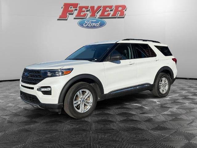 Certified 2023 Ford Explorer XLT w/ Equipment Group 202A AWD/4WD image 1