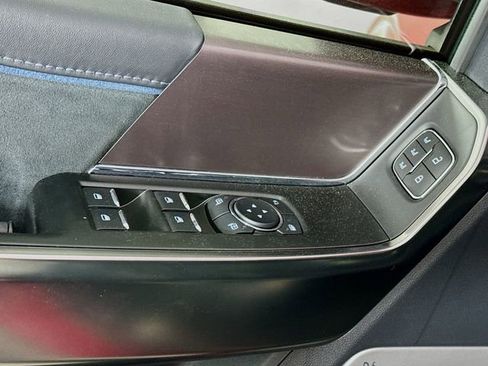 New 2025 Ford F150 Platinum w/ FX4 Off-Road Package image 18