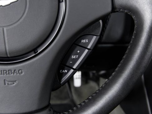 Used 2009 Aston Martin DBS Coupe image 19