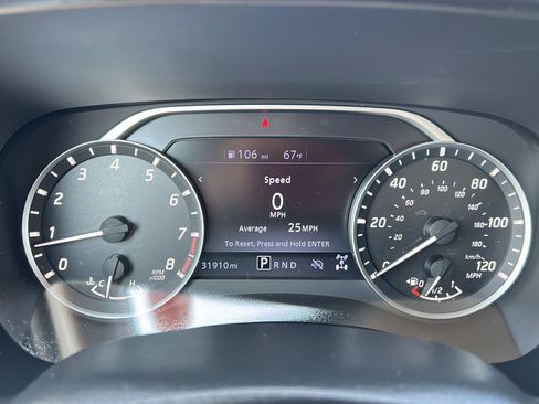 Used 2024 Nissan Frontier S w/ S Utility Package AWD/4WD image 10