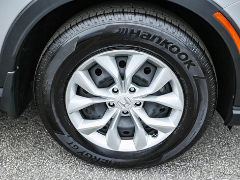 Used 2025 Honda CR-V LX image 16