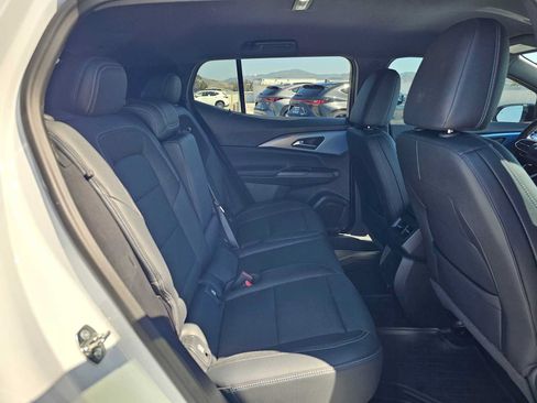 Used 2024 Chevrolet Equinox EV LT w/ LPO, Blackout Package FWD image 12