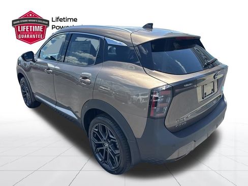 New 2026 Nissan Kicks SR FWD image 7