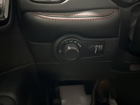 Used 2024 Dodge Durango GT AWD/4WD image 18