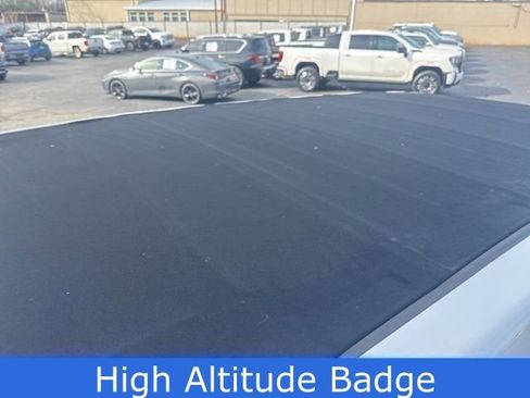 Used 2020 Jeep Wrangler Unlimited Sahara image 42