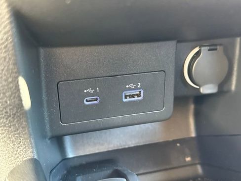 Used 2024 Nissan Kicks SR w/ Interior Electronics Package image 23