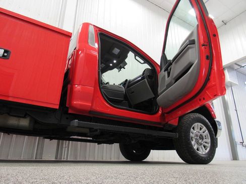 Used 2019 Ford F350 XL w/ STX Appearance Package image 30