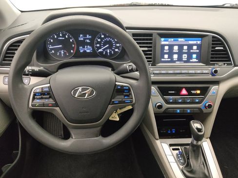 Used 2017 Hyundai Elantra SE FWD image 22