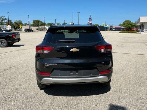 Used 2025 Chevrolet TrailBlazer LT w/ Driver Confidence Package AWD/4WD image 19