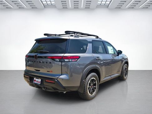 New 2026 Nissan Pathfinder Rock Creek w/ Rock Creek Premium Package AWD/4WD image 4