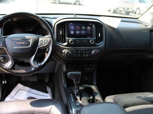 Used 2015 GMC Canyon SLE w/ All-Terrain Package AWD/4WD image 26