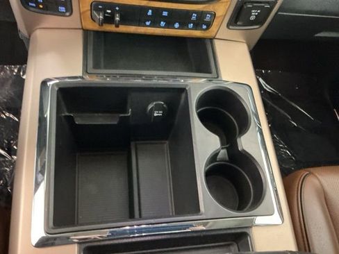 Used 2015 RAM 1500 Laramie Longhorn w/ Convenience Group AWD/4WD image 19