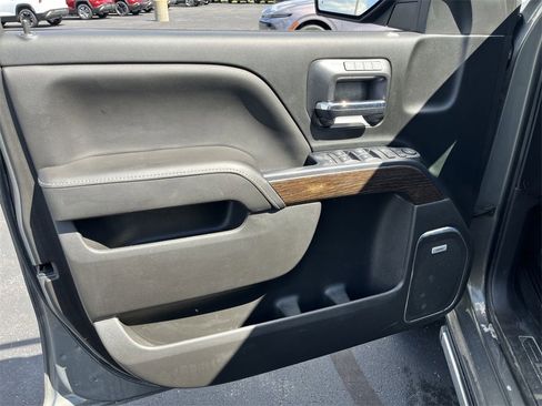 Used 2018 GMC Sierra 1500 Denali w/ Denali Ultimate Package image 21