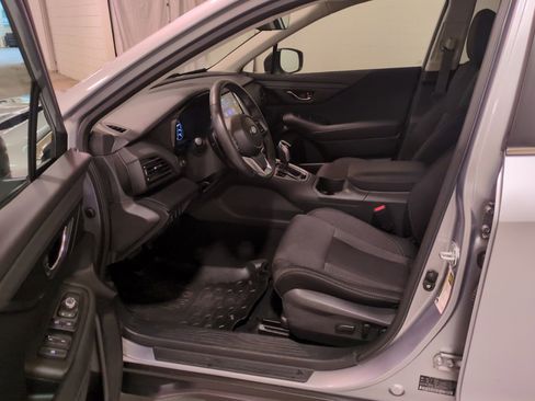 Certified 2025 Subaru Outback Premium w/ Popular Package #1A image 17