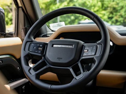 New 2026 Land Rover Defender 110 X-Dynamic SE AWD/4WD image 20