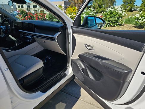 Used 2025 Hyundai Tucson SEL image 29