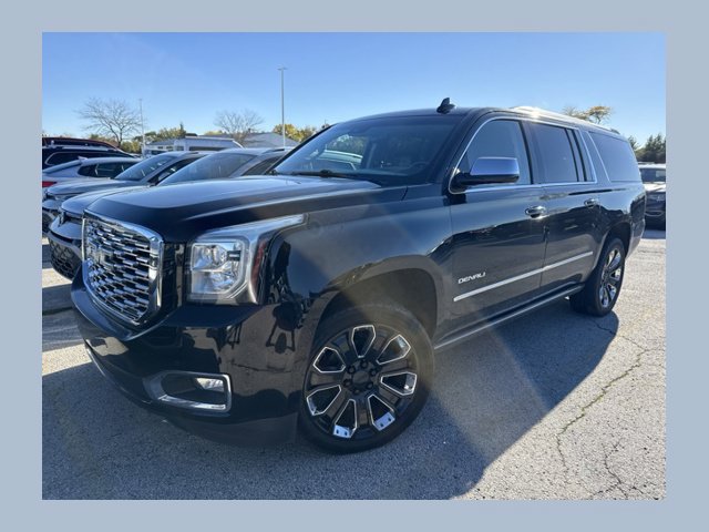 Used 2019 GMC Yukon XL Denali w/ Denali Ultimate Package AWD/4WD image 1